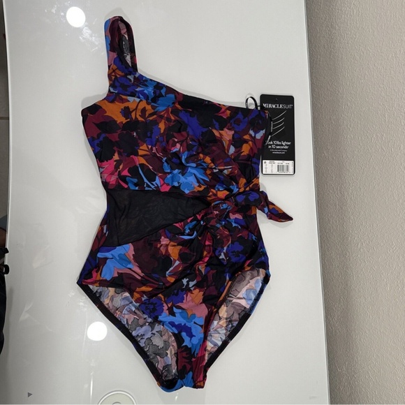 NWT $178 Miraclesuit [ 8 ]‎ Solstice Gem One Piece Swimsuit Black - Picture 4 of 13
